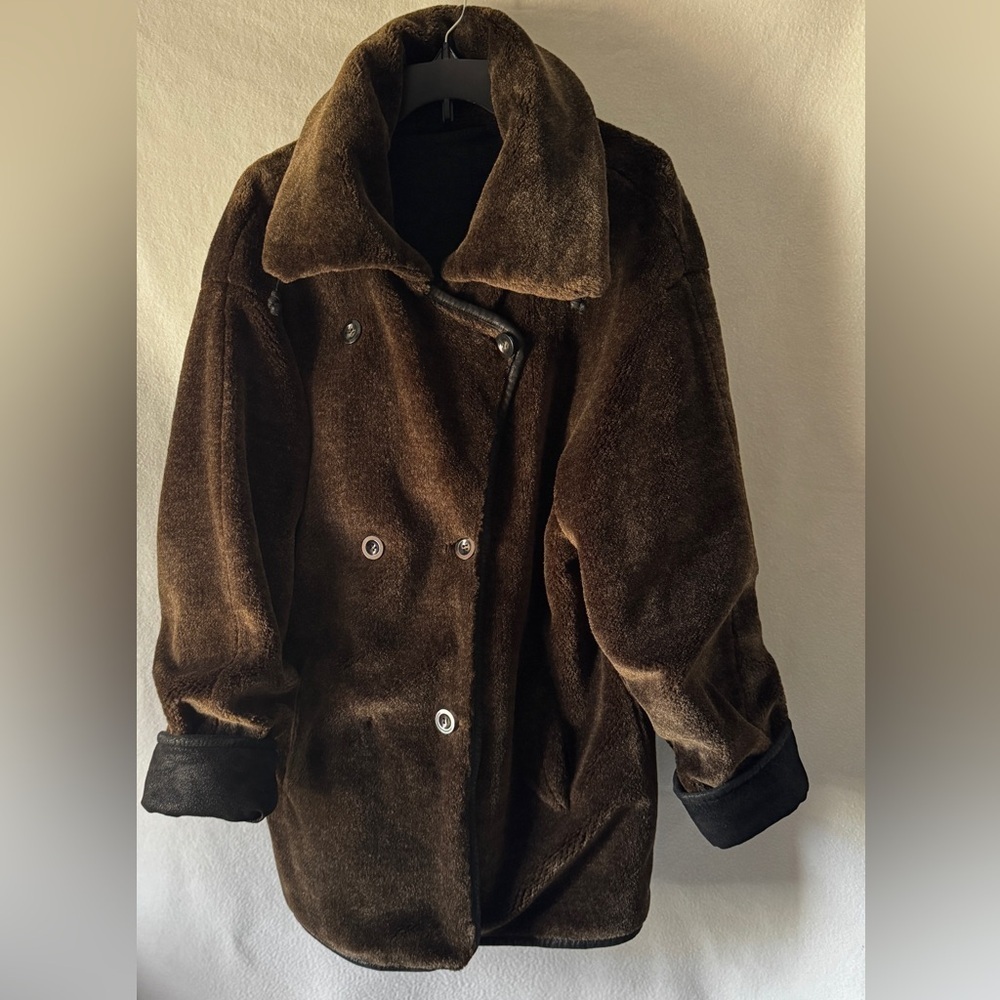 Charles Klein Size Medium Black Suede Brown Faux Fur Reversible Buttoned Jacket - Picture 10 of 16